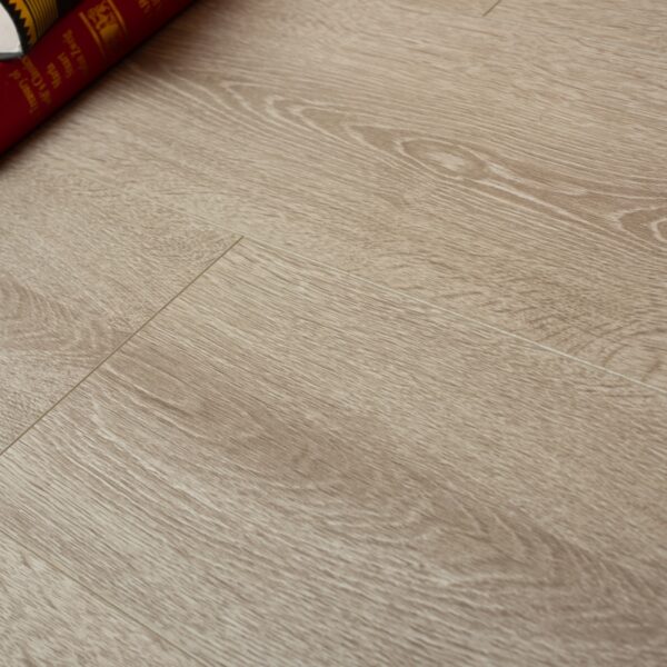 E1 E0 Grey/White Laminated Flooring New Model Embossed Wood Grain Laminate Tile Flooring