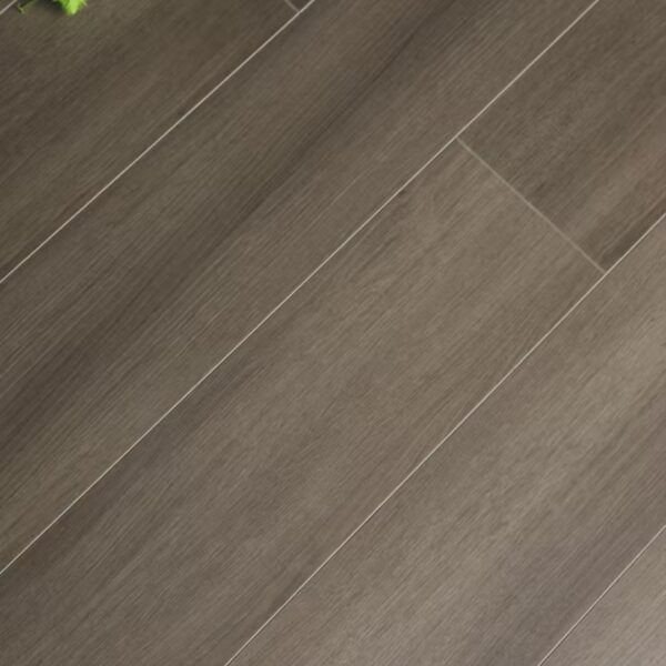 BS014 waterproof and wear-resistant laminate flooring, specially designed for underfloor heating, ready to move in immediately, with ENF environmental protection level