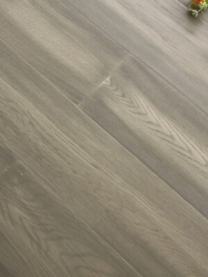OSB301 Factory direct supply of waterproof OSB flooring, suitable for both home and commercial installations, from the manufacturer