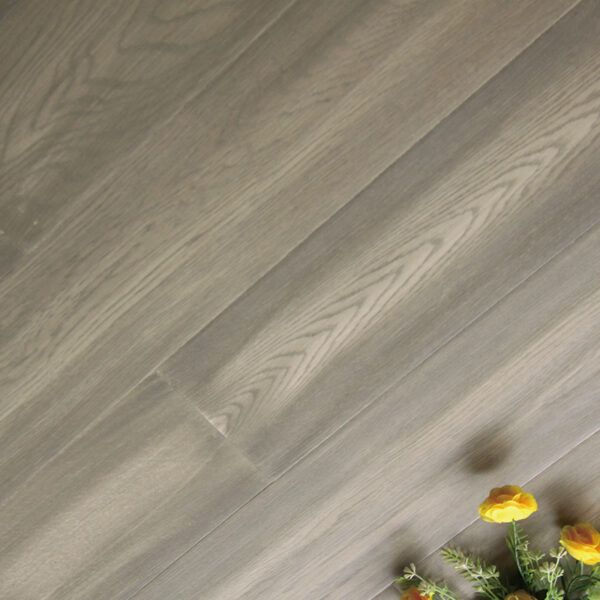 OSB301 Factory direct supply of waterproof OSB flooring, suitable for both home and commercial installations, from the manufacturer